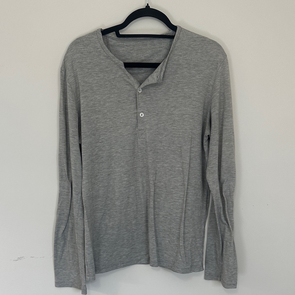 Men's Mizzen & Main Large Gray Long Sleeve Henley Shirt